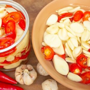 Sliced Pickled Chili (Vinegar Soaked)